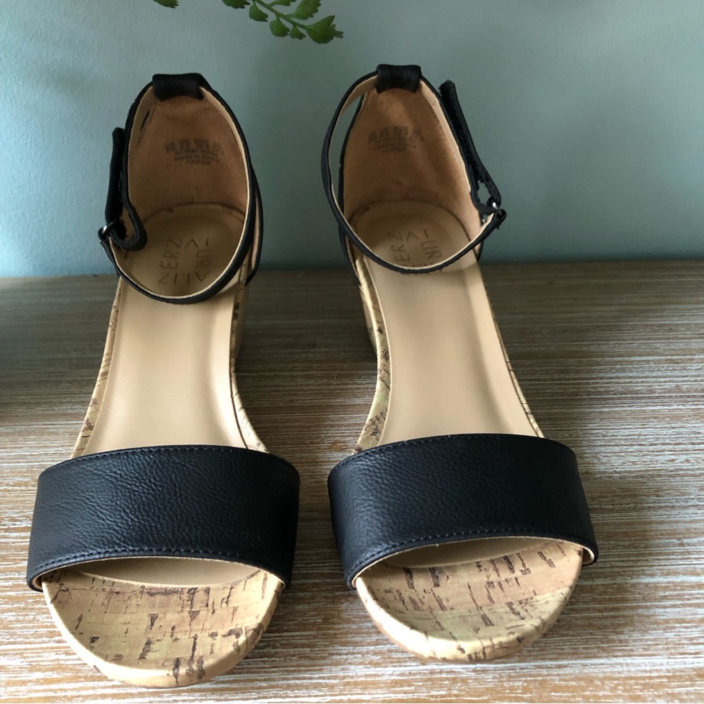 Naturalizer Areda Wedge Sandal 8w black - Picture 4 of 12